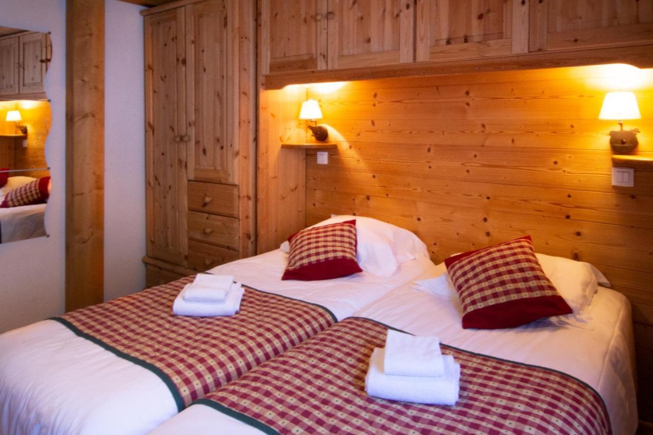 Chalet Hotel La Tarine ペイゼ・ナンクロワ エクステリア 写真