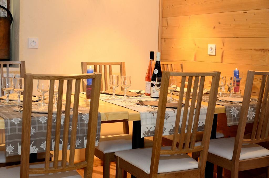 Chalet Hotel La Tarine ペイゼ・ナンクロワ エクステリア 写真