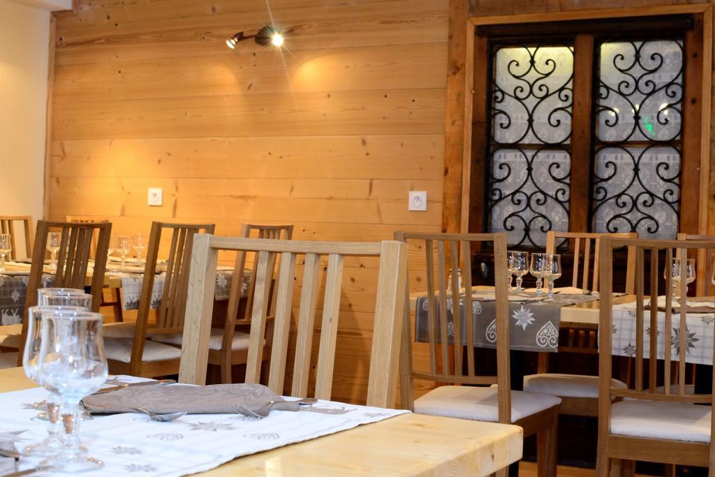 Chalet Hotel La Tarine ペイゼ・ナンクロワ エクステリア 写真