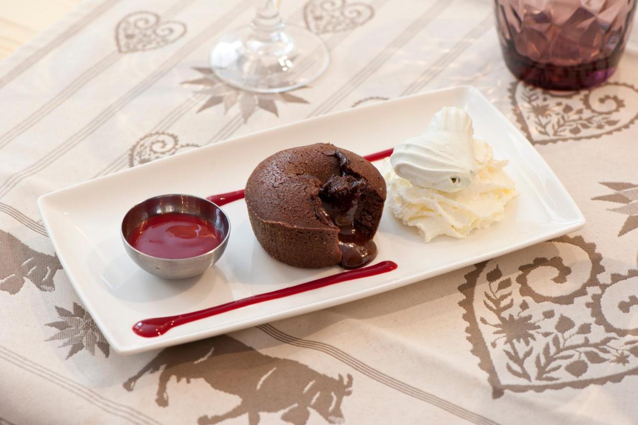 Chalet Hotel La Tarine ペイゼ・ナンクロワ エクステリア 写真