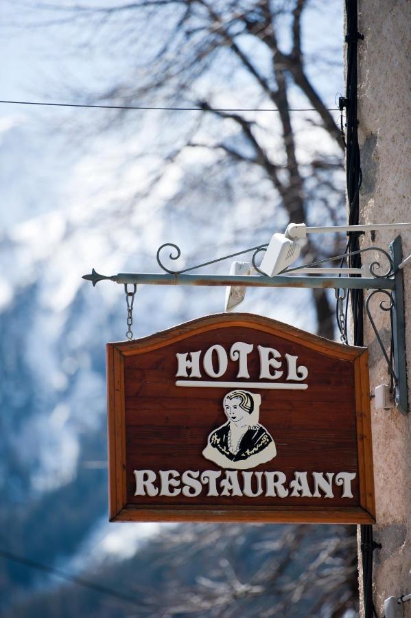 Chalet Hotel La Tarine ペイゼ・ナンクロワ エクステリア 写真